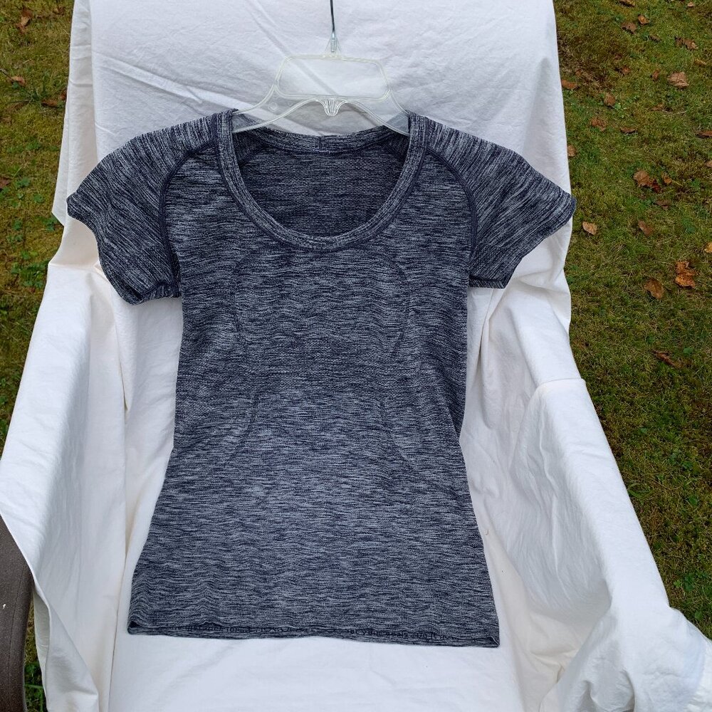 Lululemon Athletica Crewneck T-Shirt